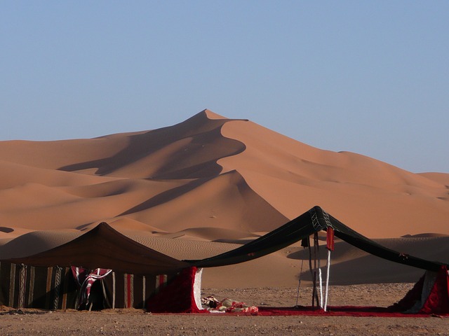 pouštní osada v Maroku